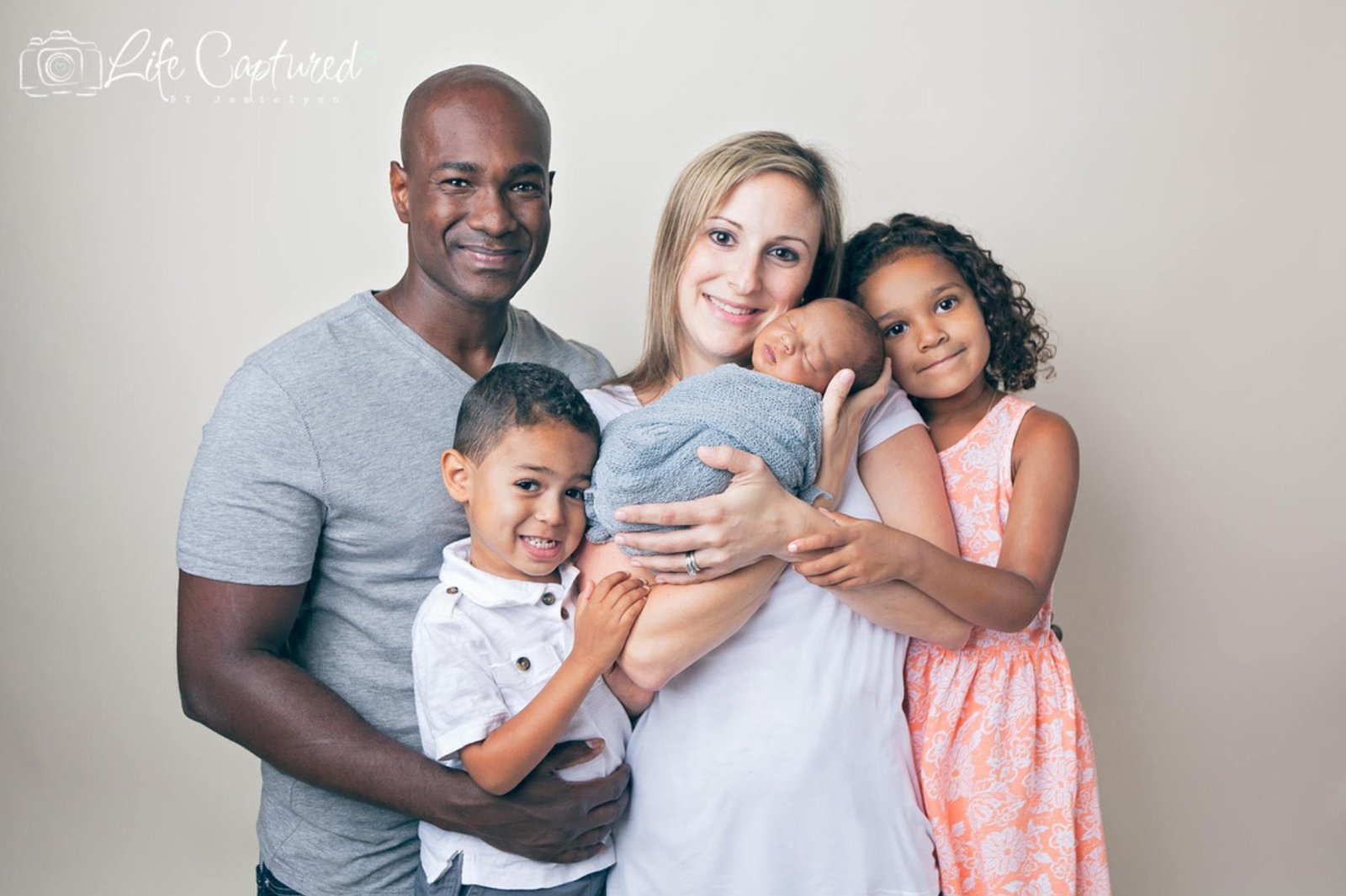 newborn family photos