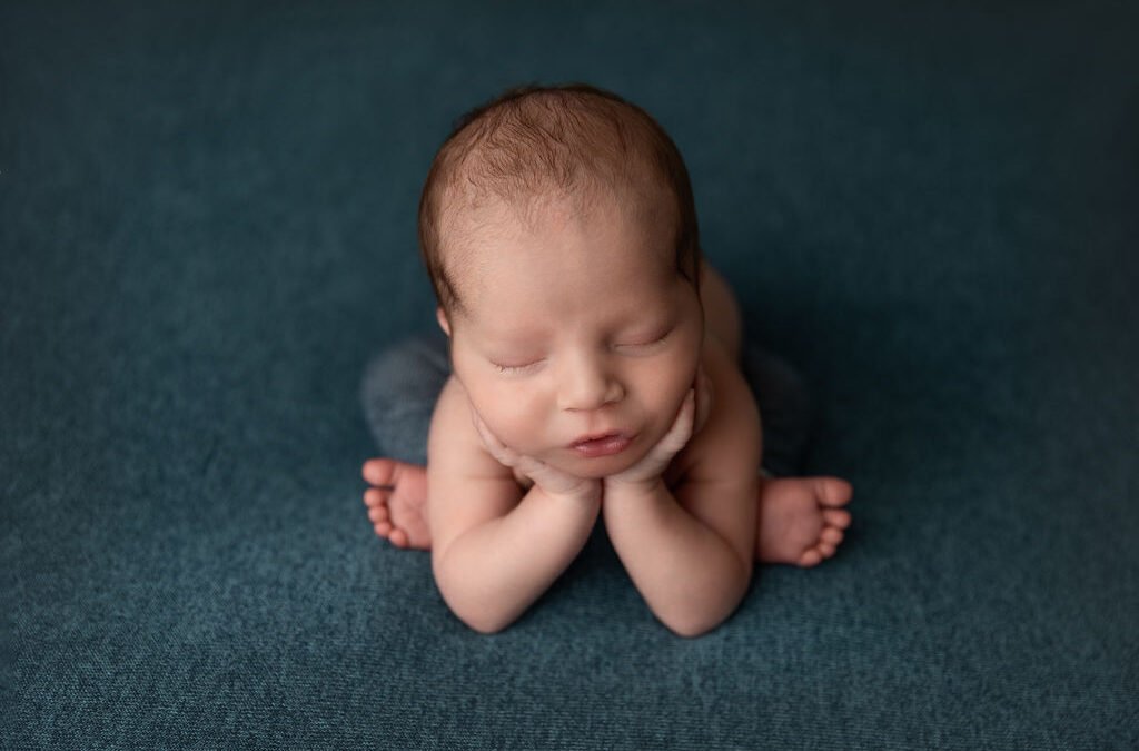 Editing Newborn Photography: How We Get Those Squishy Poses Safely (do not try this at home!)